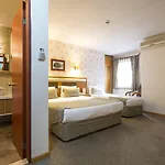 شاناك فندق 3*