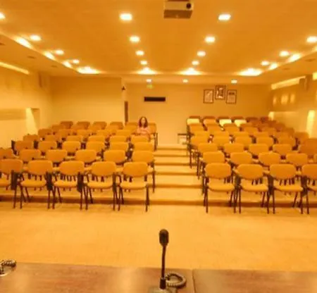 Canak Hotel 3*