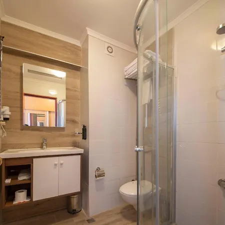 Canak Hotel 3*