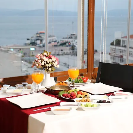 Hotel Canak 3*