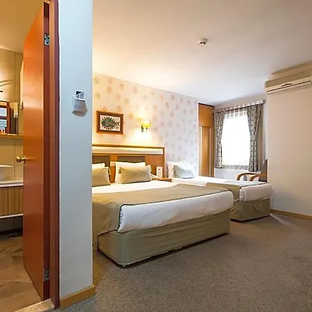 Hotel Canak 3*