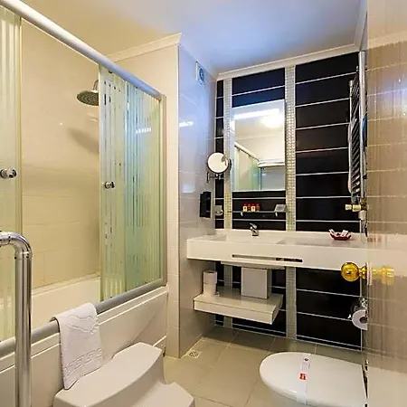 Canak Hotel